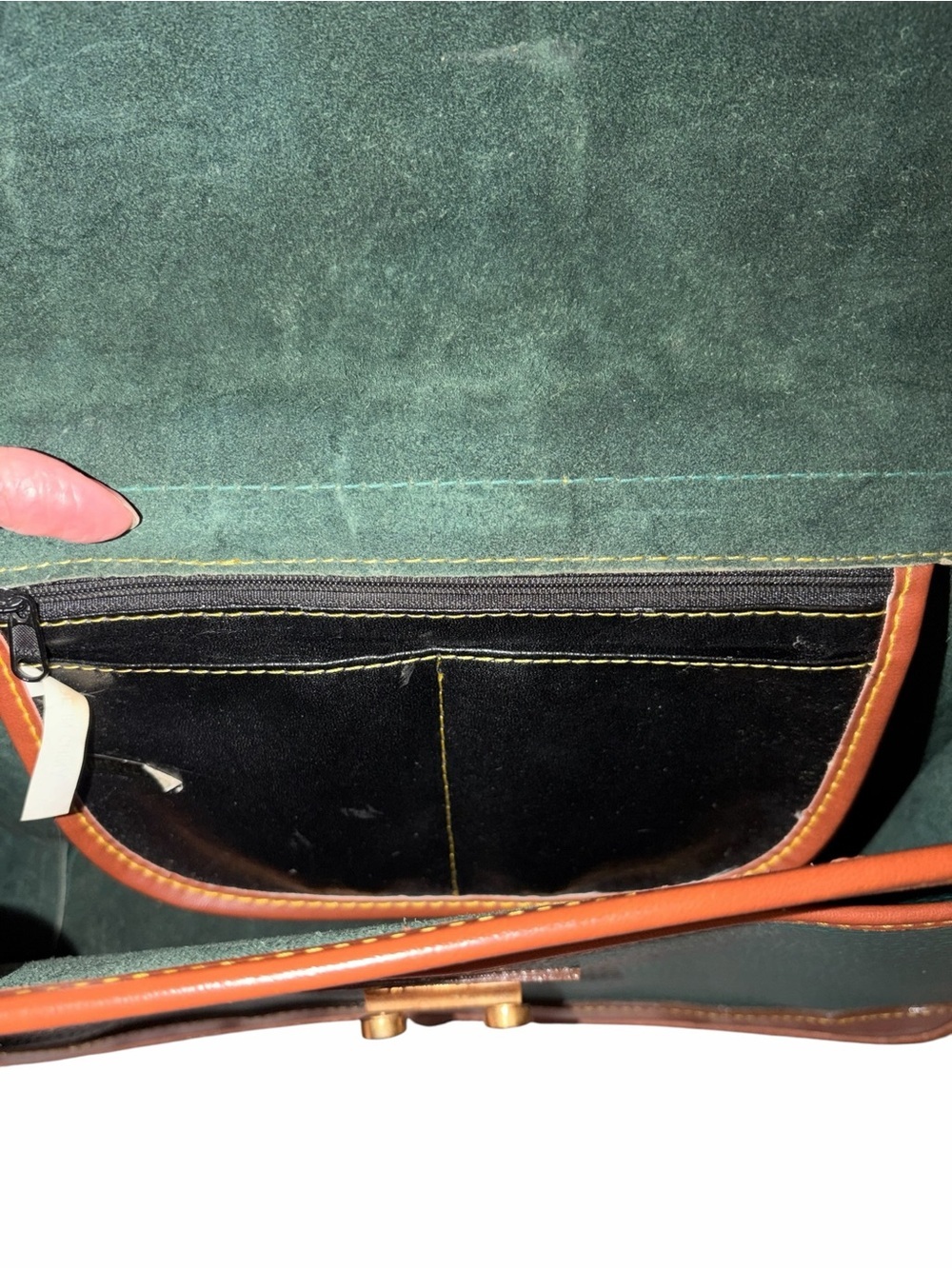 Vintage Dooney & Bourke All Weather Leather Emerald Green Leather Messenger Bag - Picture 8 of 11